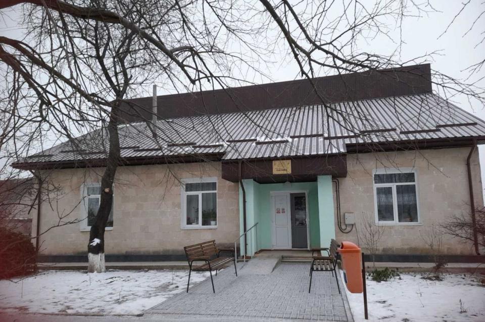 Acoperișul Oficiului Medicului de Familie Cucoara, renovat cu sprijinul CNAM