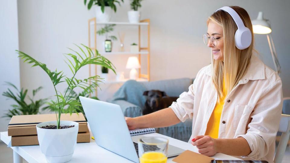 Comunitatea freelancerilor din Moldova crește rapid: circa 500 de persoane înregistrate în mai puțin de o lună