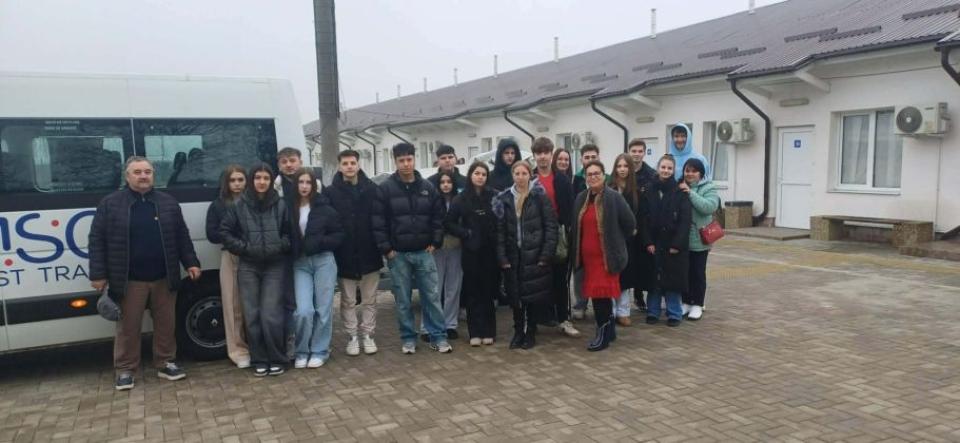 Spațiul reconstruit al Școlii Sportive Cantemir, valorificat prin proiectul Escapeland pentru evenimente sportive și culturale