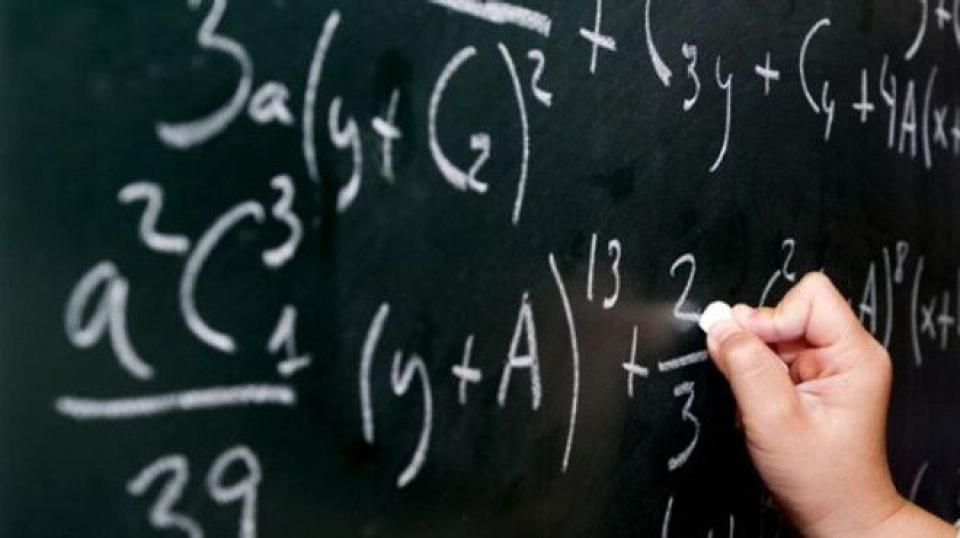 Peste 600 de liceeni vor ajuta elevii de gimnaziu să se pregătească pentru examen la matematică