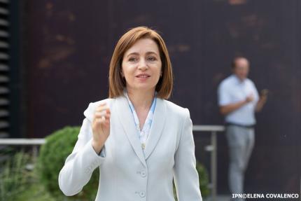 Președinta Maia Sandu, avertisment cu privire la escrocherii: „Doar hoții cer bani, parole sau propun câștiguri rapide prin telefon sau internet”