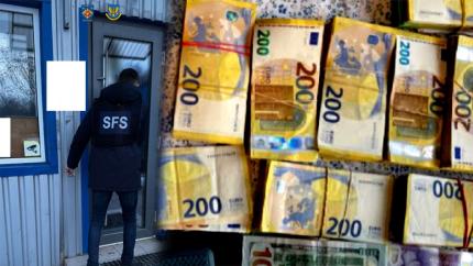 Evaziune fiscală de 40.000.000 lei în domeniul fabricării geamurilor de termopan /VIDEO