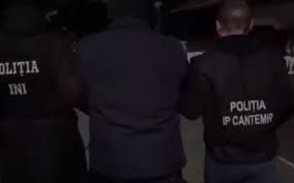 Un bărbat a decedat după ce a fost agresat de doi bărbați din Cania. Suspecții au fost reținuți