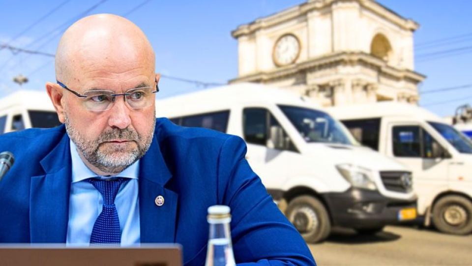 Transportul rutier de pasageri se scumpește cu 16%. Guvernul majorează tarifele pentru a evita suspendarea curselor