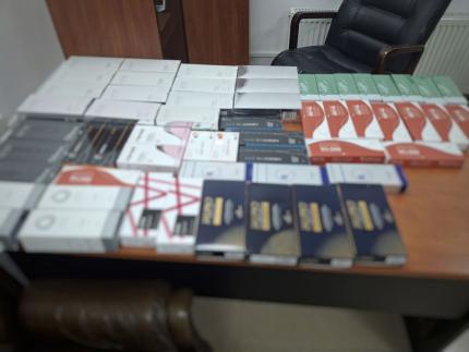 Produse injectabile în cosmetologie, descoperite la postul vamal Cahul într-un autocar spre Italia