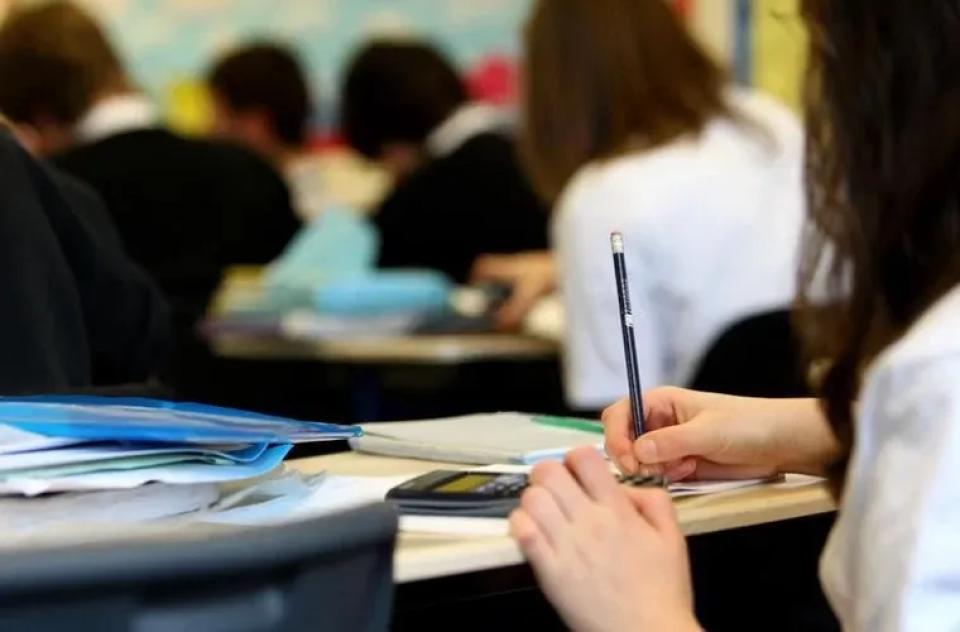 Începe testarea candidaților la examenele naționale de absolvire a gimnaziului și liceului