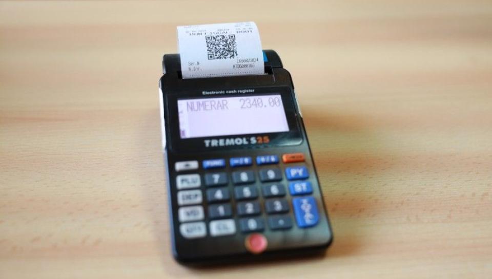 IDNP-ul dispare de pe bonurile fiscale: Parlamentul propune un cod fiscal alternativ pentru persoanele cu activitate independentă