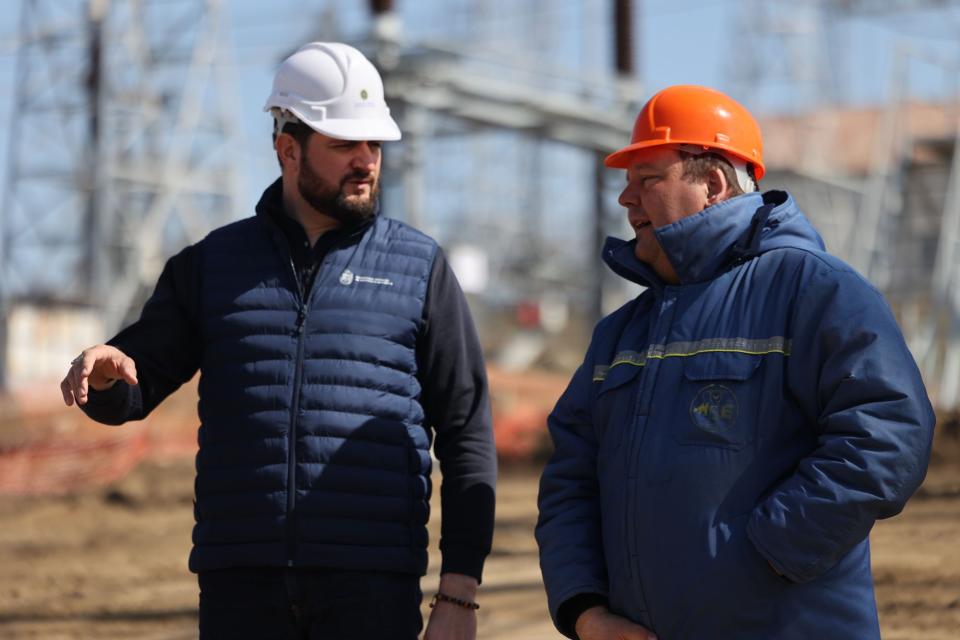 Ministrul Energiei, Dorin Junghietu, cu o vizită neanunțată la Stația Electrică Vulcănești 