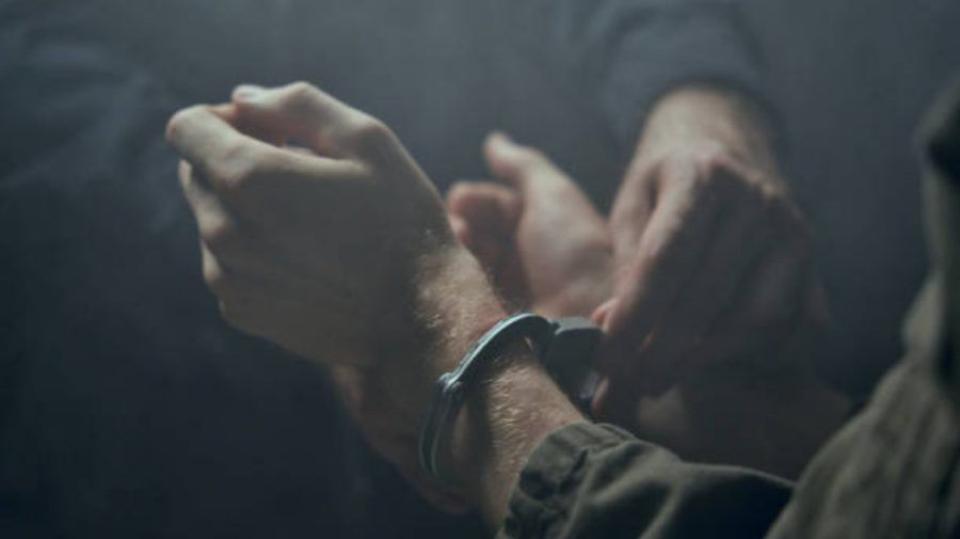 Conflict între doi tineri la o universitate din capitală: unul dintre ei a fost înjunghiat, inculpatul – condamnat la închisoare