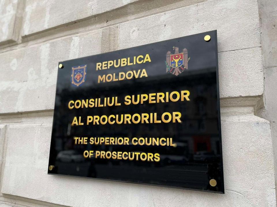 Procurorii vor avea o nouă ținută vestimentară în cadrul procedurilor judiciare