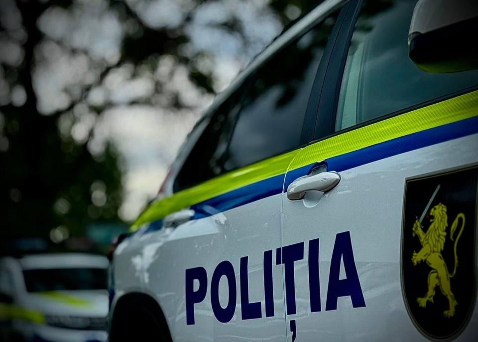 Он совершил сексуальное насилие над двумя детьми: 16-летней девочкой и 12-летним мальчиком. Мужчина с юга страны приговорен к длительному тюремному заключению.