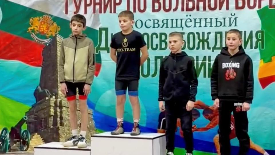 Sportivii Proteam Cahul premiați la Turneul Internațional de Lupte Libere de la Taraclia