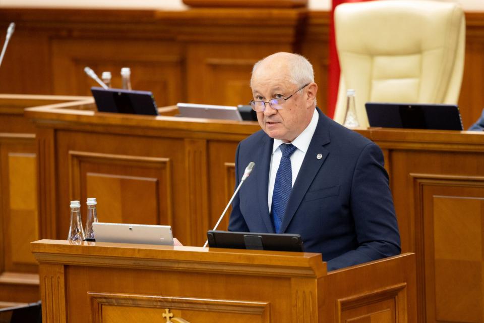 Încetarea stării de urgență în sectorul energetic, votată în Parlament. Premierul Alexandru Munteanu: „Vom continua gestionarea riscurilor prin mecanismele stării de alertă care ne permit să intervenim rapid, să monitorizăm zilnic stocurile și să protejăm