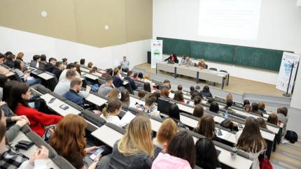 Masteranzii exmatriculați pentru corupție sau plagiat nu vor mai putea reveni la studii