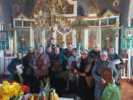 Peste 100 de vârstnici din Cahul și sudul țării au primit consultații oftalmologice și ochelari gratuit