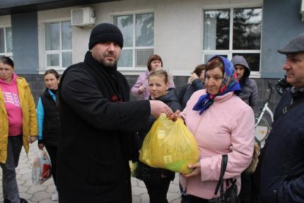 Ajutor pentru sute de familii din Cahul, în ajun de Paște: donații și sprijin financiar pentru persoanele vulnerabile