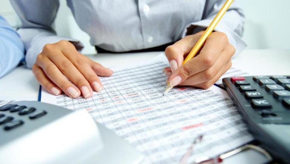 Raportare financiară simplificată pentru mai multe entități și grupuri