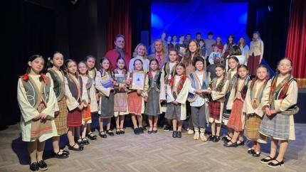 Trofeu pentru micii actori ai Studioului „Masca” la un festival de teatru din Soroca