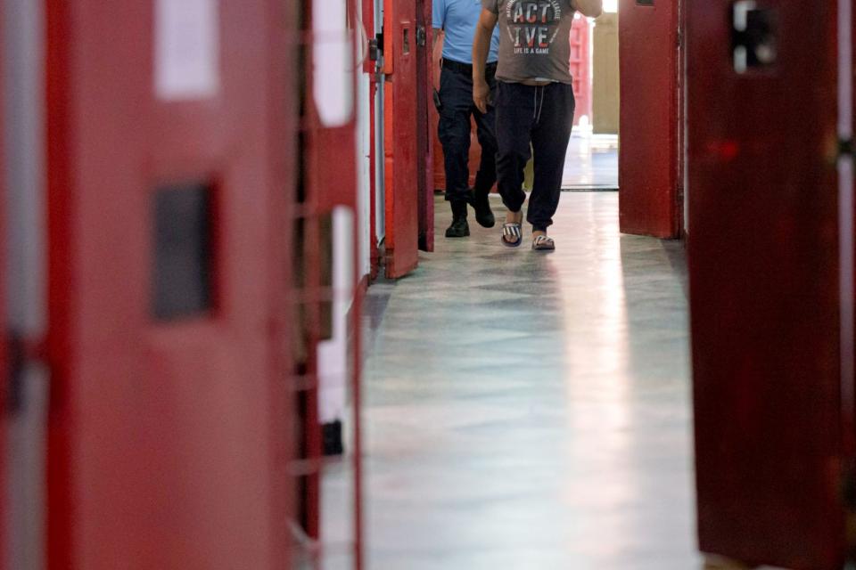 Mai multe locuri de muncă pentru deținuți: statul încurajează reintegrarea profesională