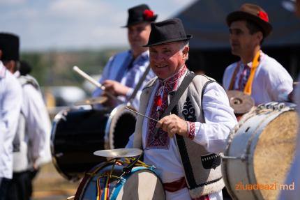 „Toba Fest” revine la Văleni: două zile de festival, tradiții și meșteșuguri într-un cadru transfrontalier