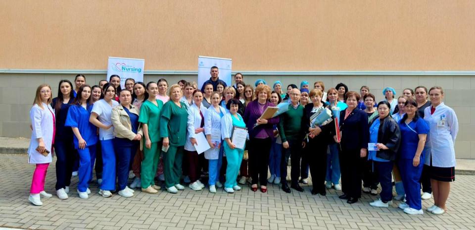Asistenții medicali, felicitați de Spitalul Raional Cahul de Ziua Internațională a profesiei