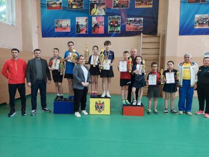 Tinerii sportivi din Cahul, pe podium la Campionatul Moldovei la tenis de masă U11