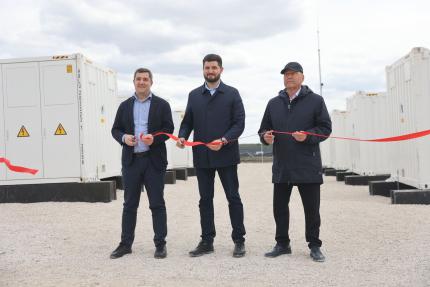 A fost lansat cel mai mare sistem de stocare a energiei electrice din țară