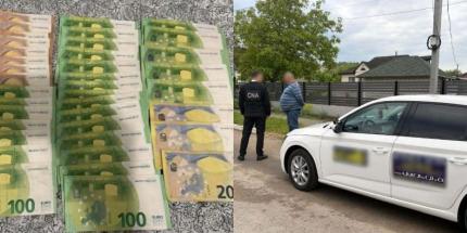 Percheziții la Căușeni: 30 de persoane sunt investigate de CNA într-o schemă de corupție care vizează fraudarea examenelor pentru obținerea permiselor auto
