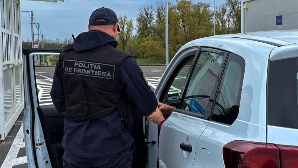 Controale intensificate la frontiera SUD: arme, acte false și persoane sancționate