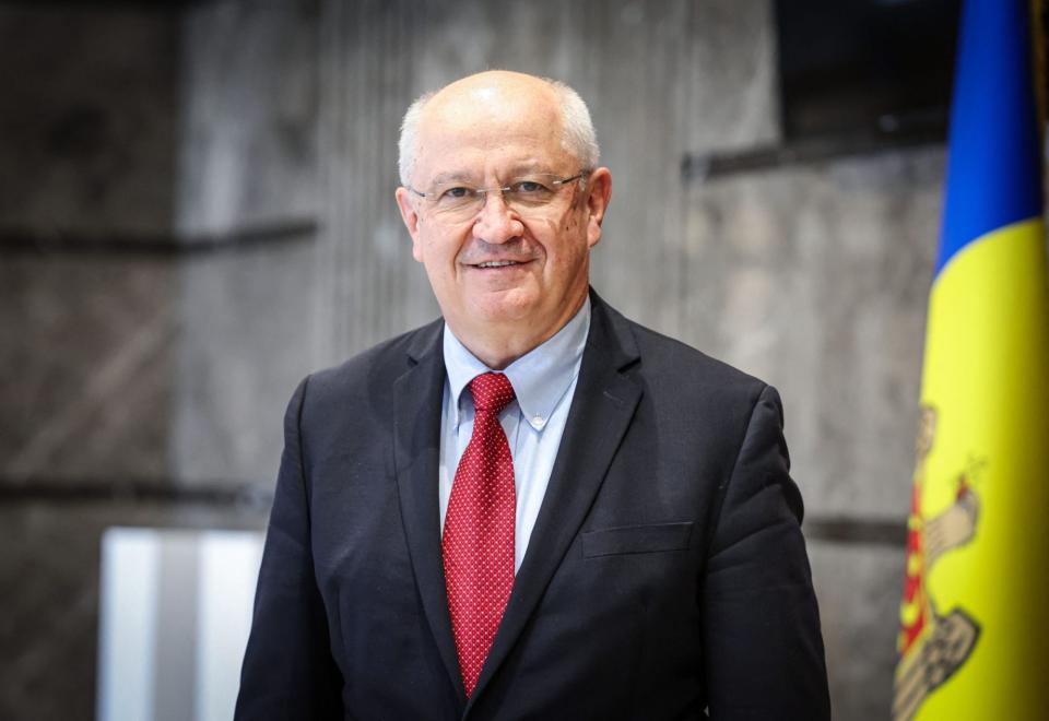 Premierul Alexandru Munteanu, despre cazul minorului decedat la unitatea militară din Cahul: „Avem nevoie de adevăr și responsabilitate”