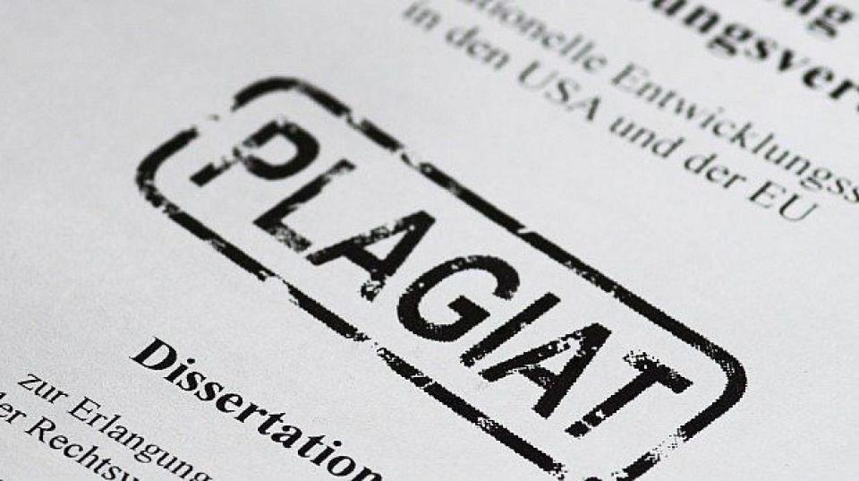 Toate tezele de licență și master vor fi verificate antiplagiat: MEC pregătește noul sistem național