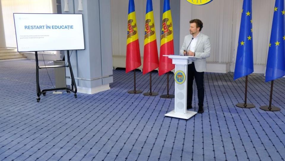 Reforma „Restart în educație”: școlile vor fi administrate de Agențiile Teritoriale pentru Educație