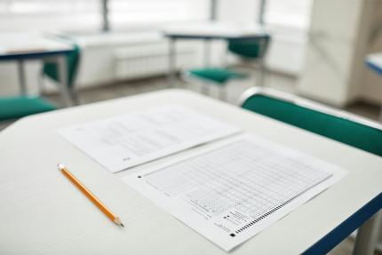 Orarul examenelor de absolvire pentru clasele a IV-A, a IX-A și a XII-a