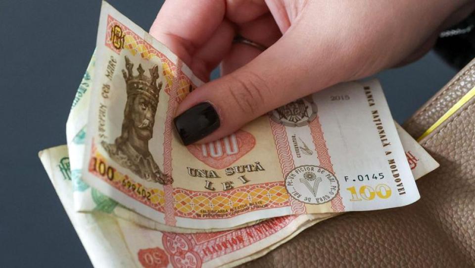 Guvernul alocă 192 de milioane de lei pentru concediile nefolosite ale bugetarilor