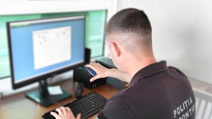 Permis de conducere falsificat, depistat la PTF Cahul