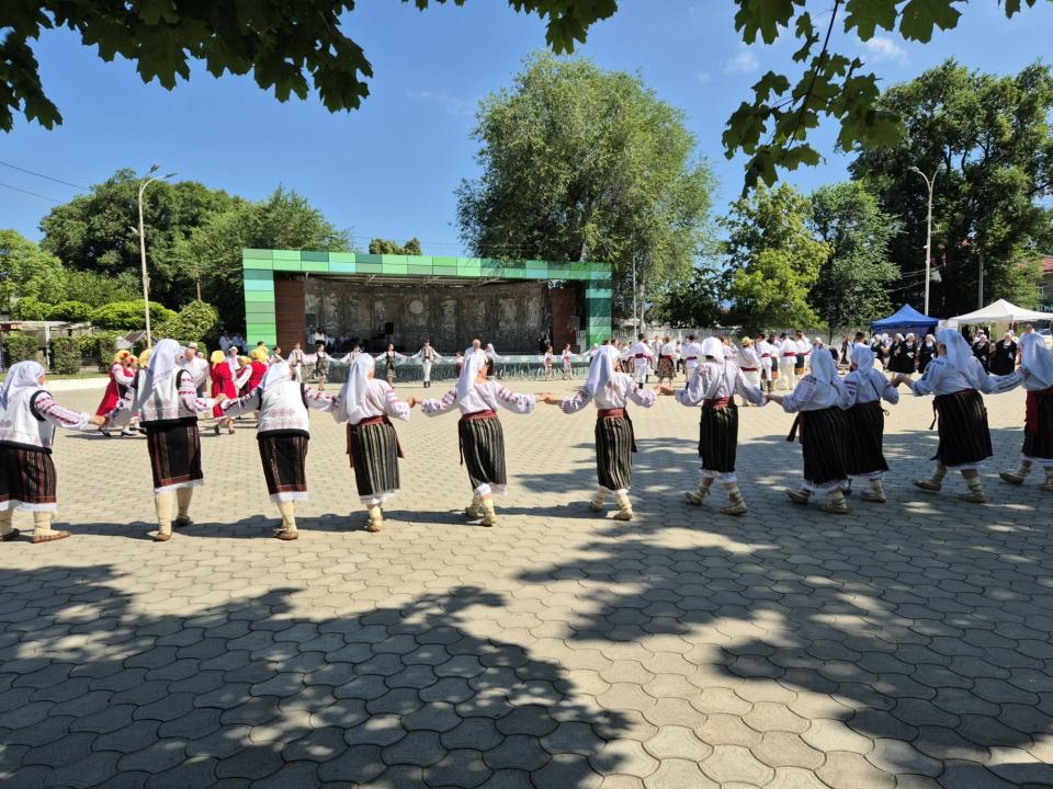 Portul popular, sărbătorit la Cahul prin tradiție, muzică și dans