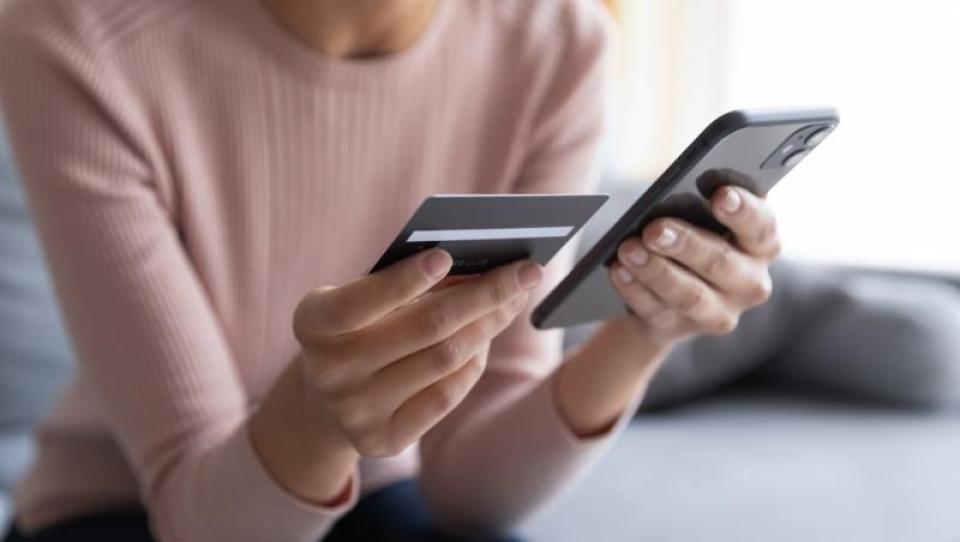 O tânără din Ucraina a fost condamnată la 6 ani de închisoare pentru fraude prin telefon, prin care au fost sustrase peste 600 mii de lei din conturile bancare ale cetățenilor Republicii Moldova