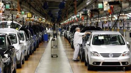 Guvernul aprobă o nouă lege pentru omologarea vehiculelor. Vor fi recunoscute mai ușor omologările din UE