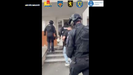 Un centru de escrocherii cu 180 de operatori, destructurat în Republica Moldova. Majoritatea victimelor erau din România /VIDEO