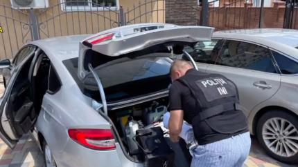 Pensionar din Chișinău, înșelat cu 740.000 de euro printr-o falsă investiție imobiliară. Un suspect, reținut