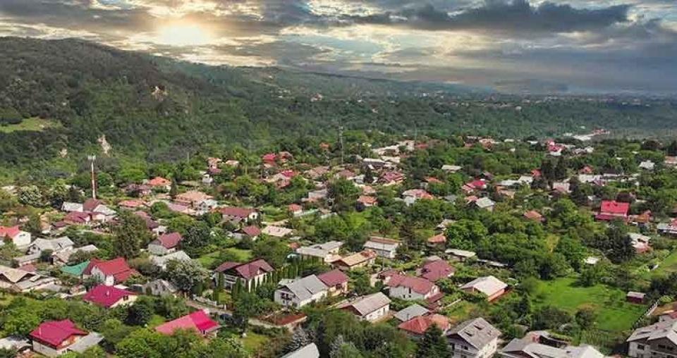 Breaza, orașul de la poalele Bucegilor care merită descoperit într-o escapadă de weekend