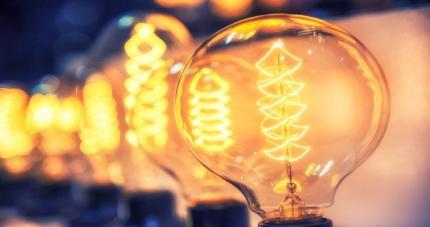 Autoritățile cer economisirea energiei și apei. Exporturile de electricitate, limitate între 18:00 și 22:00