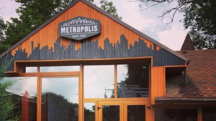 „Seara Dorului de Casă”, la Metropolis. Atelier de plăcinte, bucate tradiționale și muzică moldovenească