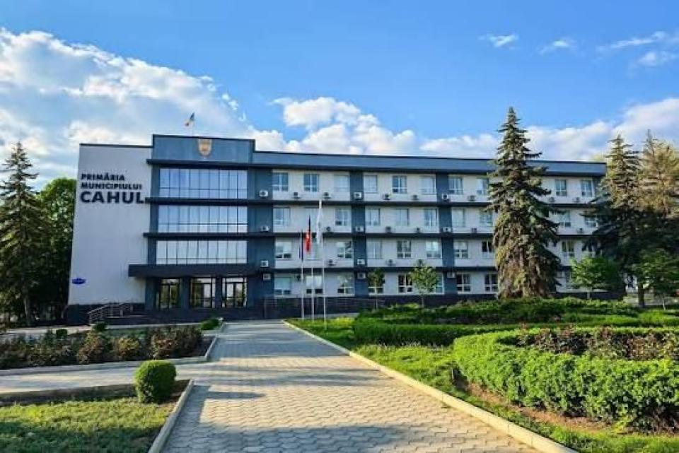 Consiliul municipal Cahul se întrunește în ședință extraordinară pe 11 august. Pe ordinea de zi sunt 11 proiecte de decizie