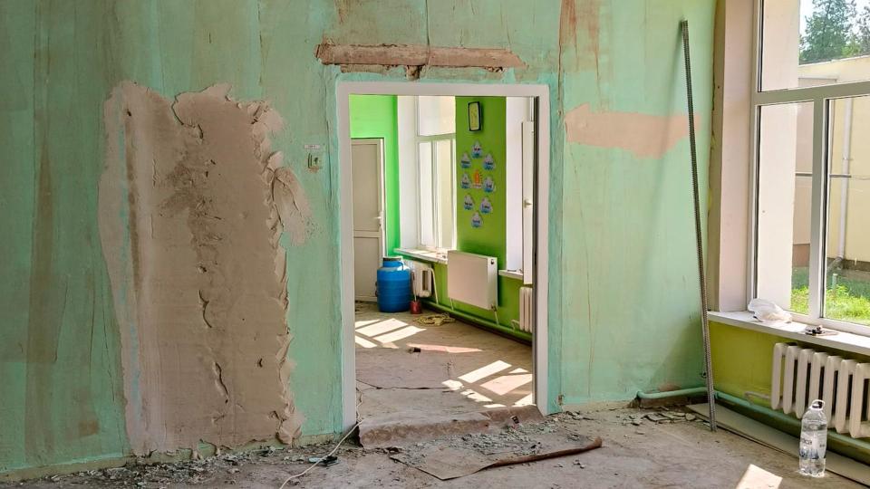 La Cantemir va fi amenajată o nouă grupă de creșă – au început lucrările de renovare la IET nr. 2 „Spiriduș”