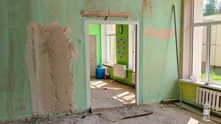La Cantemir va fi amenajată o nouă grupă de creșă – au început lucrările de renovare la IET nr. 2 „Spiriduș”