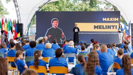 Părintele Maxim Melinti, la „EU&bunicii mei”: „Integrarea europeană este și un proiect al familiilor”