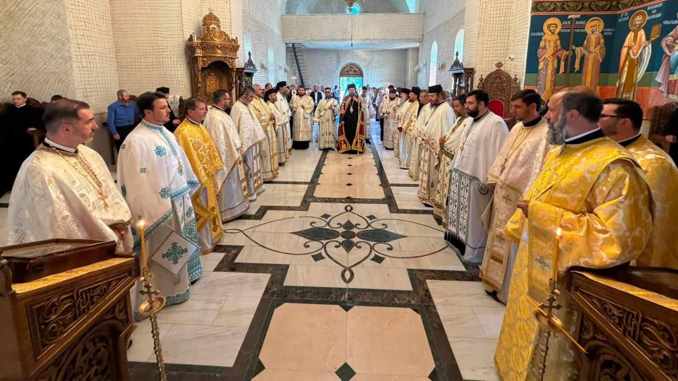 Sfântul Cuvios Mărturisitor Iraclie din Basarabia, cinstit la Cahul. Credincioși din Republica Moldova și România au participat la Sfânta Liturghie 
