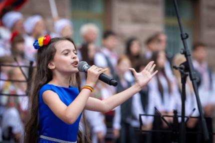Grand Prix pentru o elevă din Cahul la Festivalul Național „Te Cânt, Patrie și Neam”