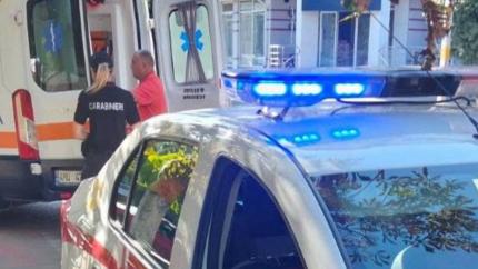 Un bărbat găsit la sol, preluat de ambulanță în urma unei intervenții a carabinierilor la Cahul
